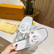 Louis Vuitton Slippers